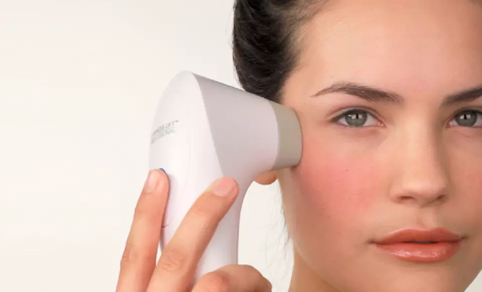 Luminess Lift Face and Neck Skin Tightening and Lifting System  - Second Medium