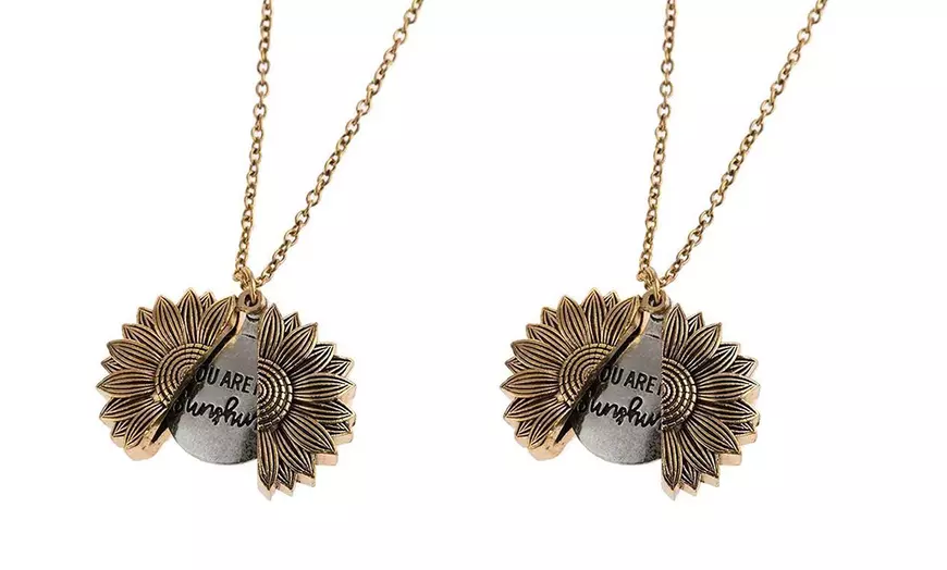 Image 6: 1 ou 2 colliers tournesol avec inscription pour femme