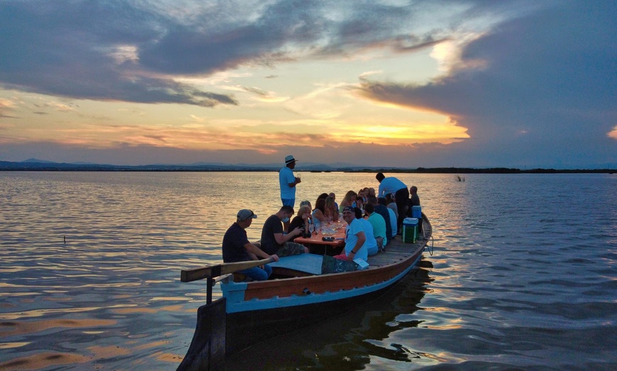 Image 3: Paseo en barca por la Albufera para parejas, familias o grupos
