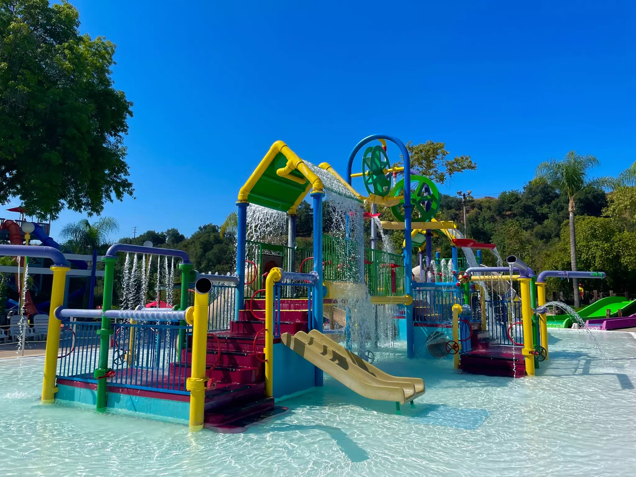  Raging Waters Los Angeles (Up To 47% Off)
