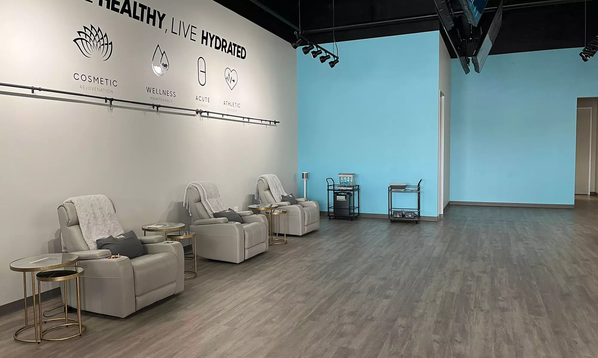 Five Vitamin B12 or Lipolean Injections at Live Hydration Spa 1488 (Up to 26% Off) - Second Medium