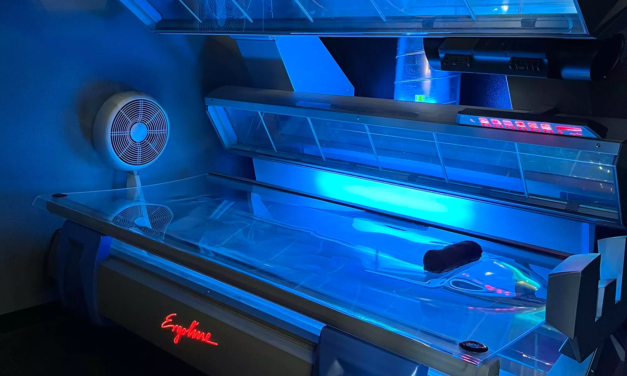 UV Tanning, Spray Tanning, and Red Light Sessions at Tan Republic