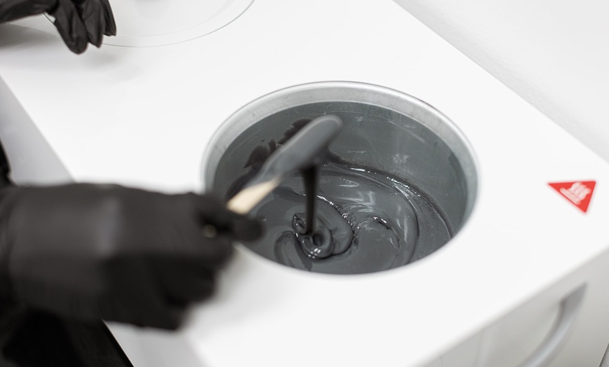 Image 3: Get a Gentle Brazilian Wax , & Calming Mask