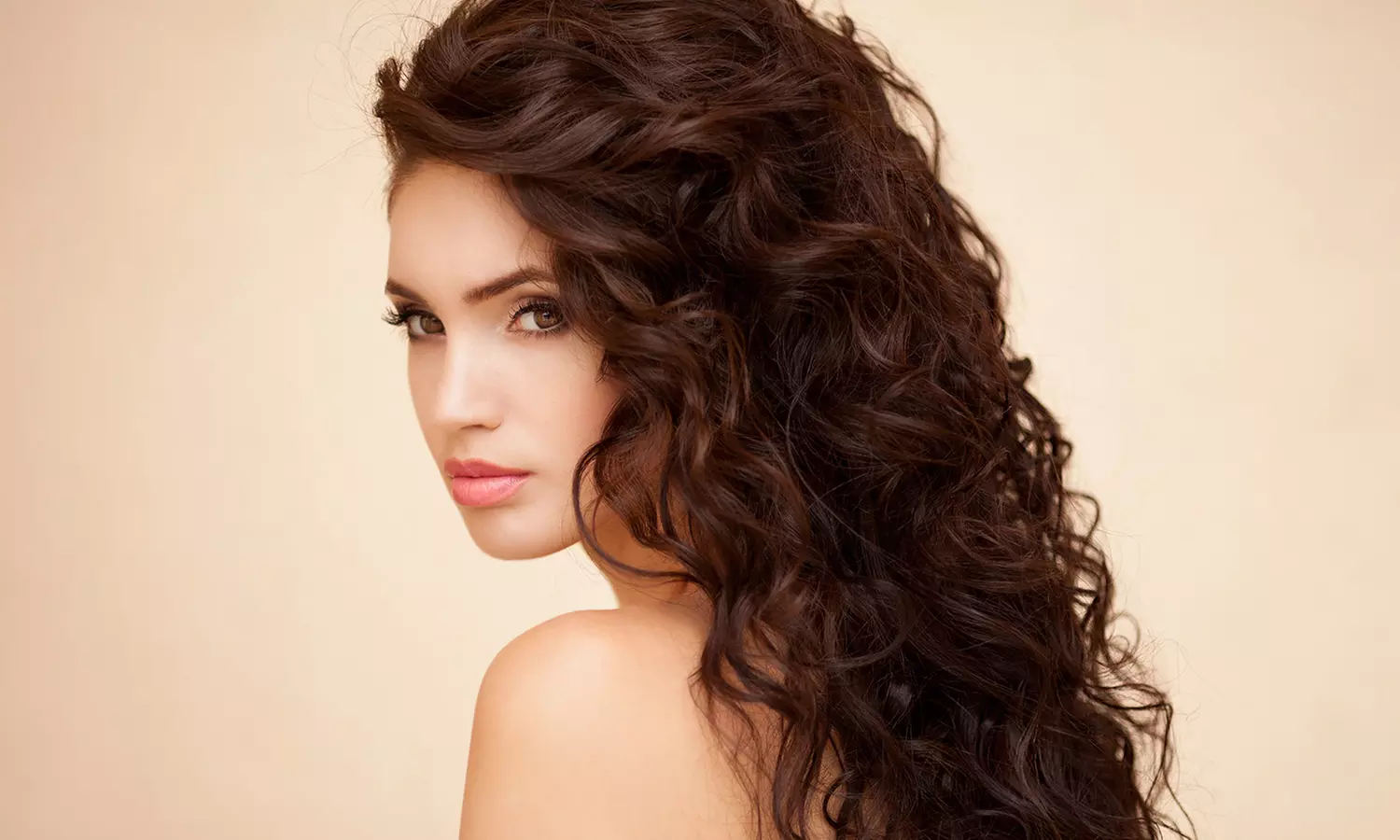 Everything Hair Salon: Refresh Your Look With a Wash, Cut, Highlights and More (Up to 57% Off) - Primary Image