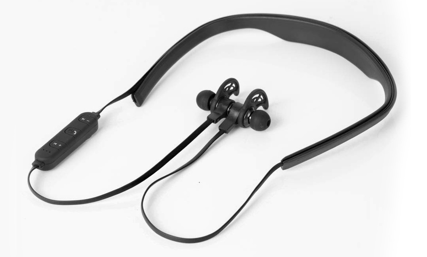 Image 4: AKAI Wireless Neckband Headphones