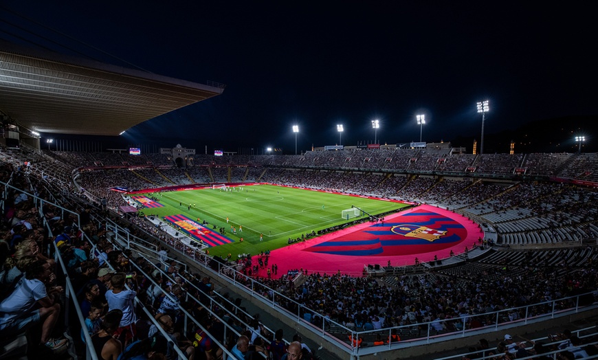 Image 1: Barcelona: 1 or 2 Nights w/Partidos FC Barcelona Spanish League Ticket