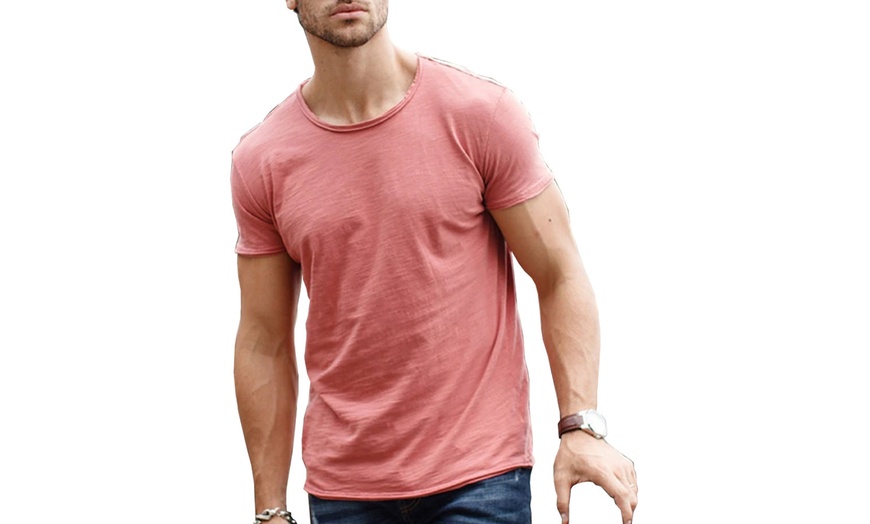 Image 2: Men's Kole Raw-Edge Neck T-Shirt