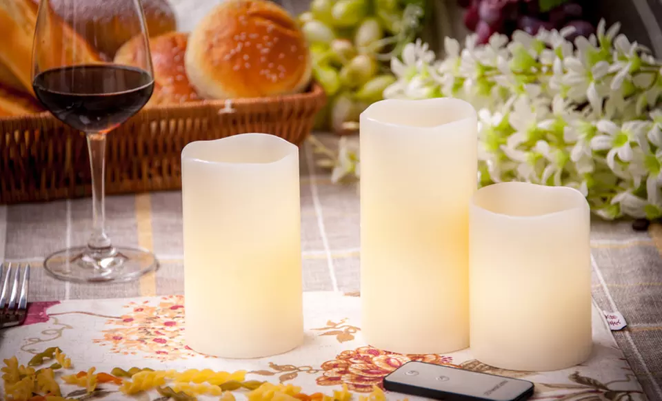Remote-Controlled Flameless Candle Set. - Primary Image