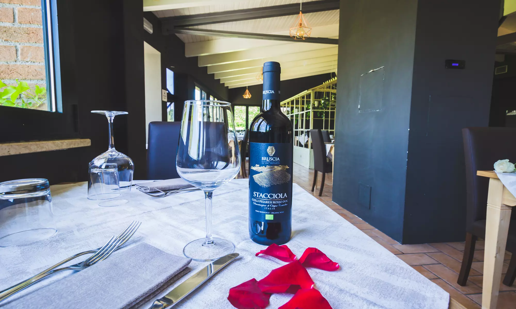 Urbino 4*: camera Comfort o Deluxe con mezza pensione e Spa