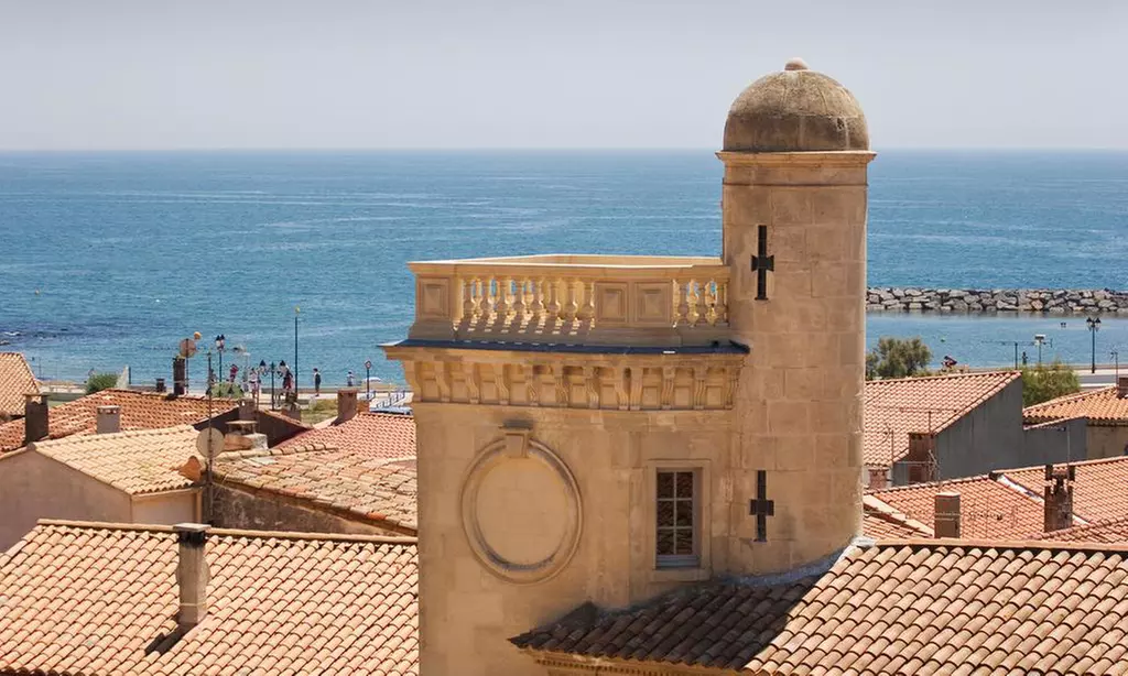 Camargue : chambre Double ou avec vue sur le lac avec petit-déjeuner à l'hôtel Le Neptune en Camargue pour 2 personnes - Primary Image