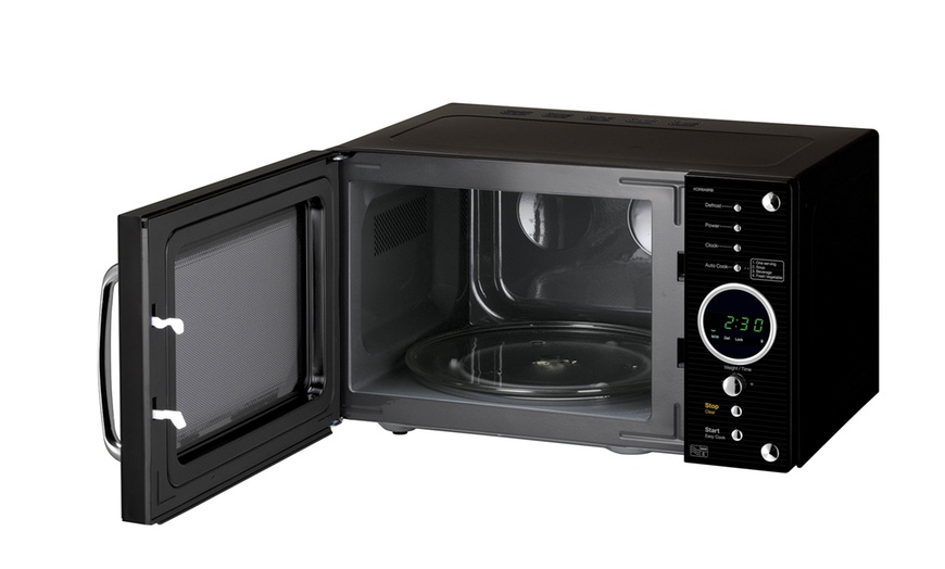 Image 13: Daewoo Retro-Style Microwave