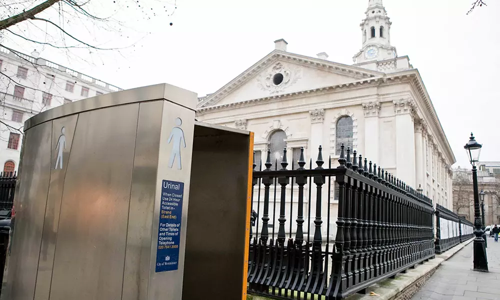 London Loo Tour Ticket For One (£7), Two (£11) or Four (£22) (Up to 54% Off) - Image 2