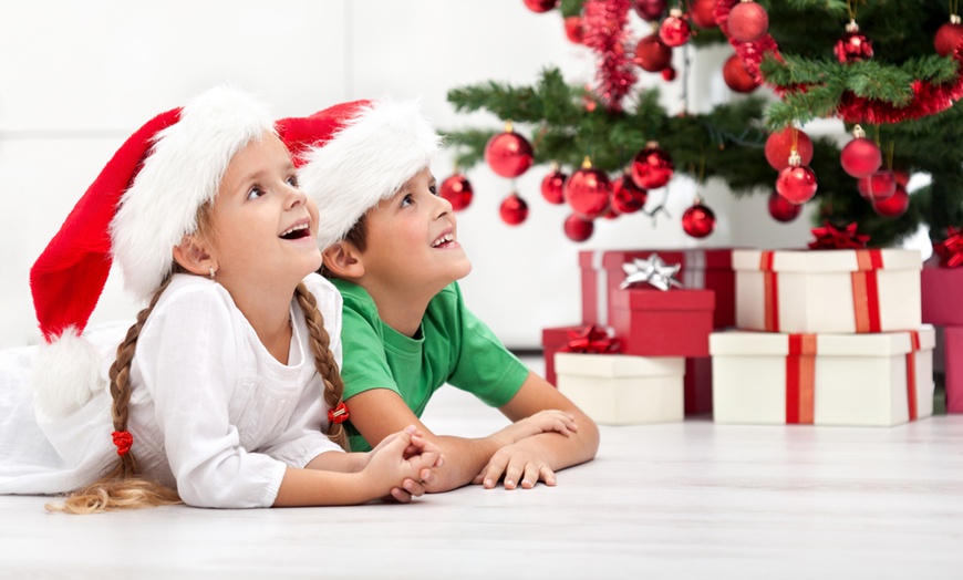 Image 2: Shooting de Noël en famille au Studio des Anges