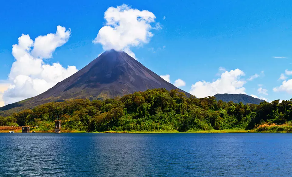 7-Night Costa Rica Vacation with Airfare and Rental Car from Travel by Jen. Price/person Based on Double Occupancy. - Primary Image