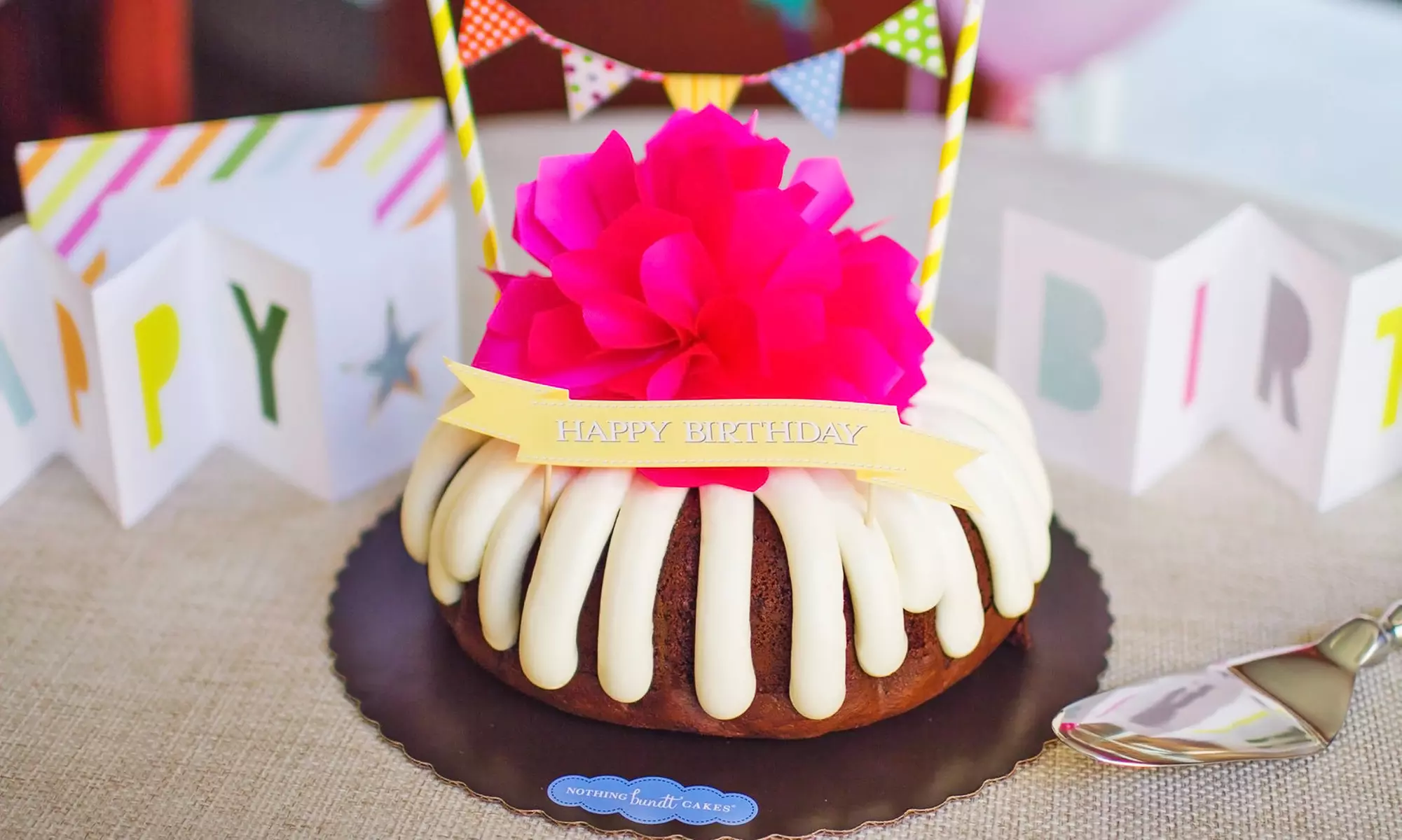 $13.50 for Bundt Cakes, Bundtlets, and More at Nothing Bundt Cakes ($20 Value)   - Primary Image