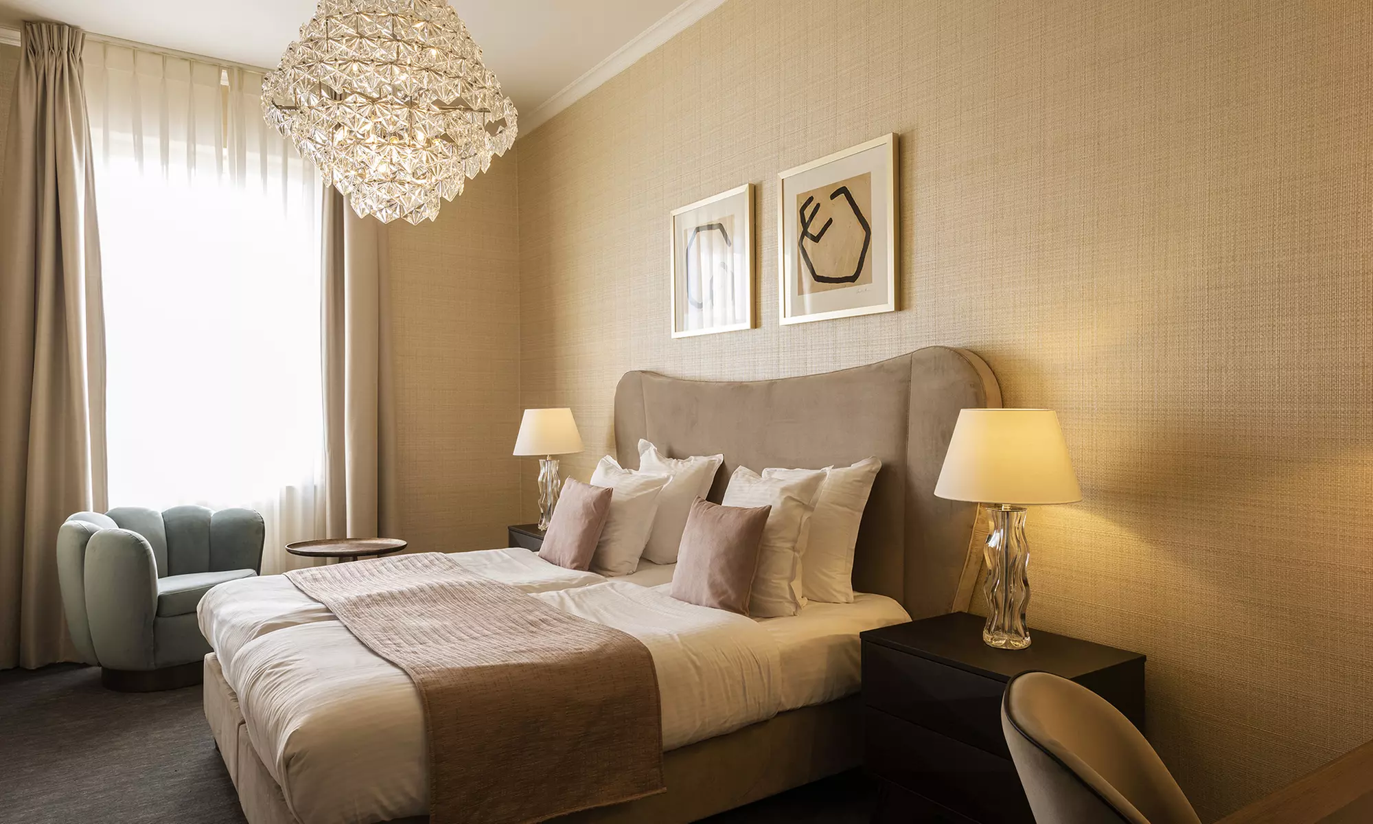 Belgia, Brugia: pokój 2-os. premium ze śniadaniem i strefą wellness