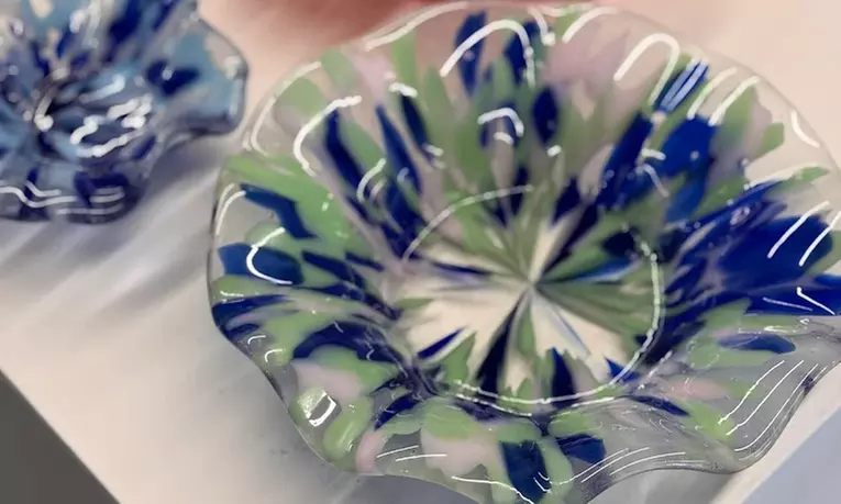 Join Glass Sun Catchers Glassworks or Flame Working Class