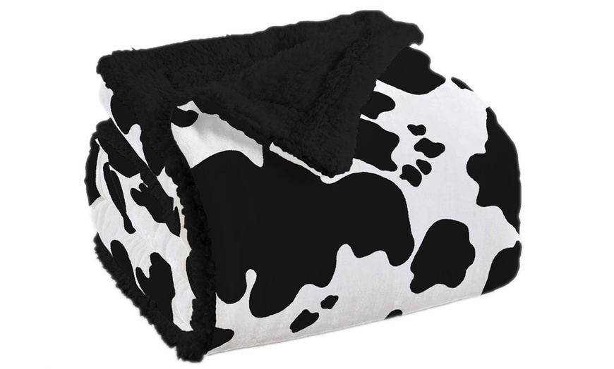 Image 5: Couverture Sherpa chaude avec imprimé vache