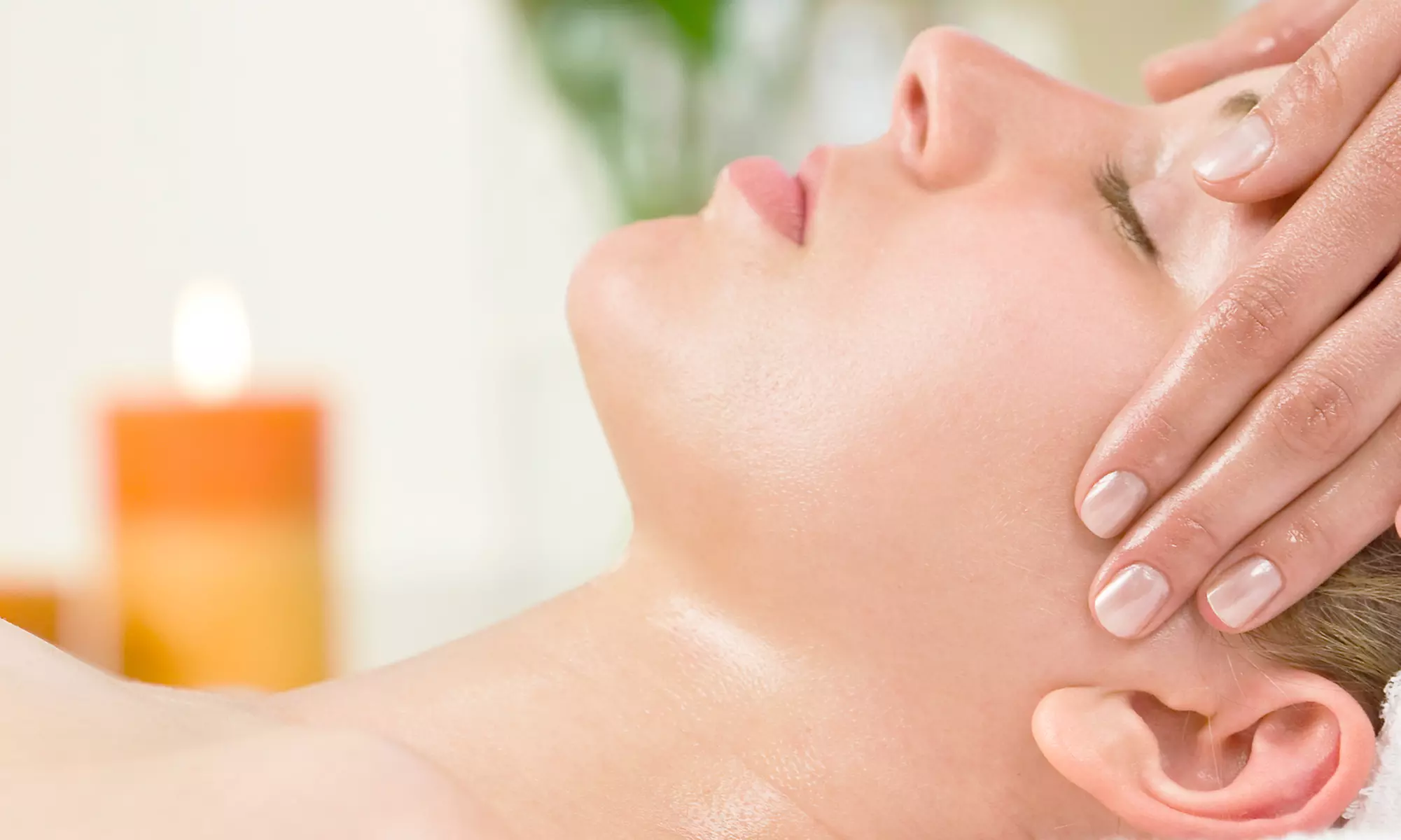 C$39 for Holistic Health Consultation, Assessment, Massage, and Reiki or Acupuncture at Physiomed (Up to a C$220 Value) - Primary Image