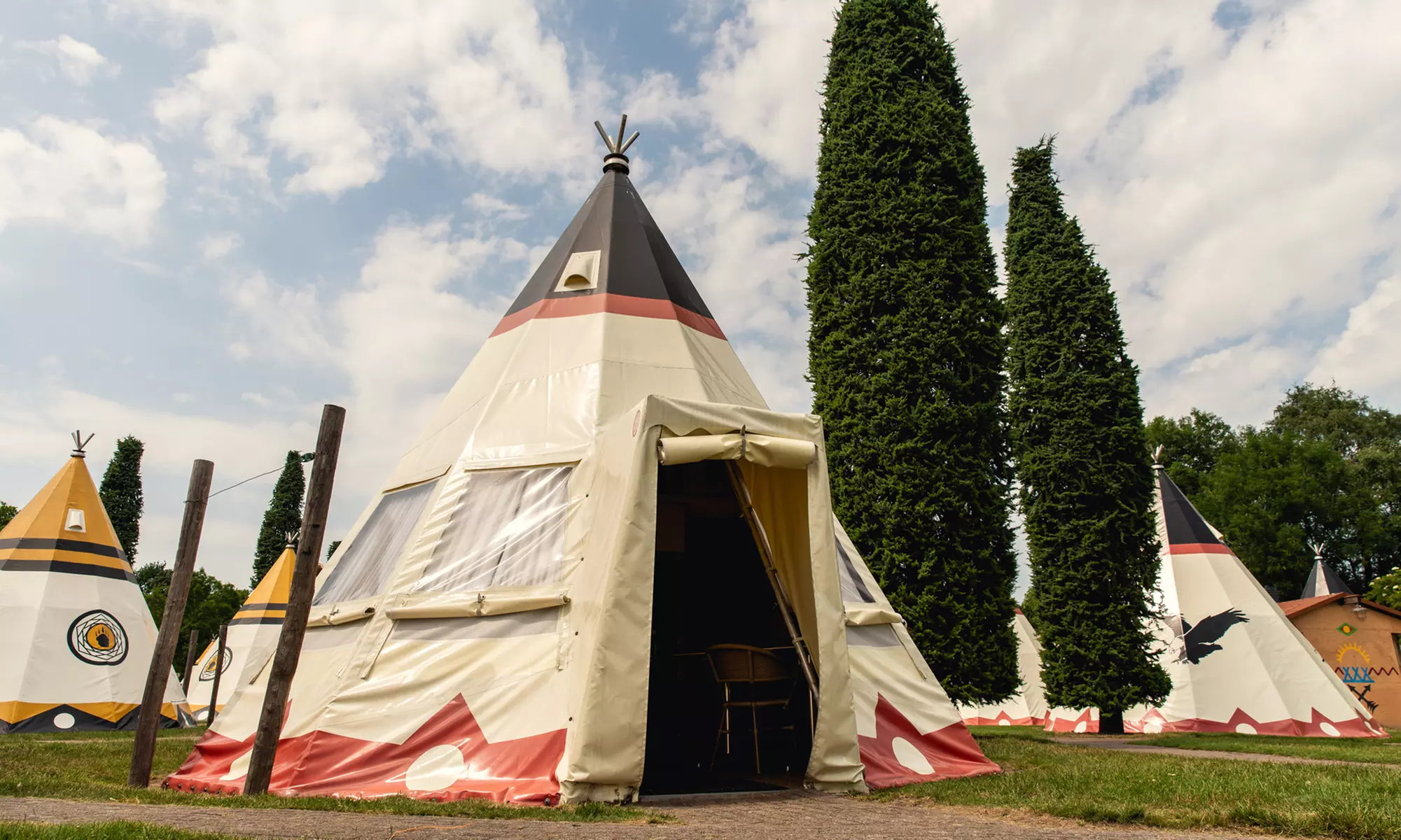 Slagharen: Raccoon Lodge, Hacienda of Wigwam incl. bedlinnen