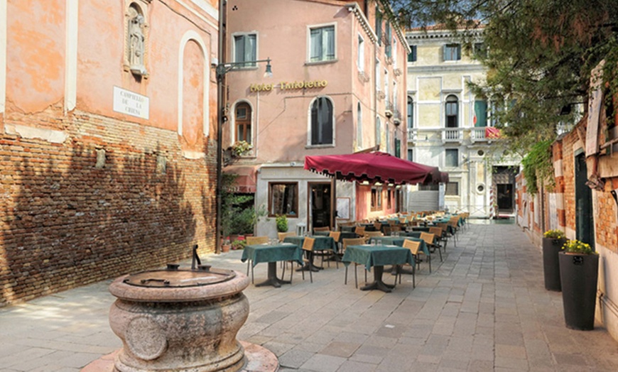 Image 3: Venezia: fino a 3 notti con colazione e ingresso al Casinò