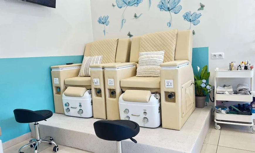 Image 3: Beauté des mains ou pieds chez Mian Nails - Saint Michel