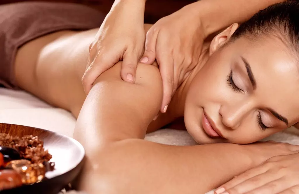 Up to 50% Off on Massage - Full Body at Dtrend Hair Beauty And Makeup