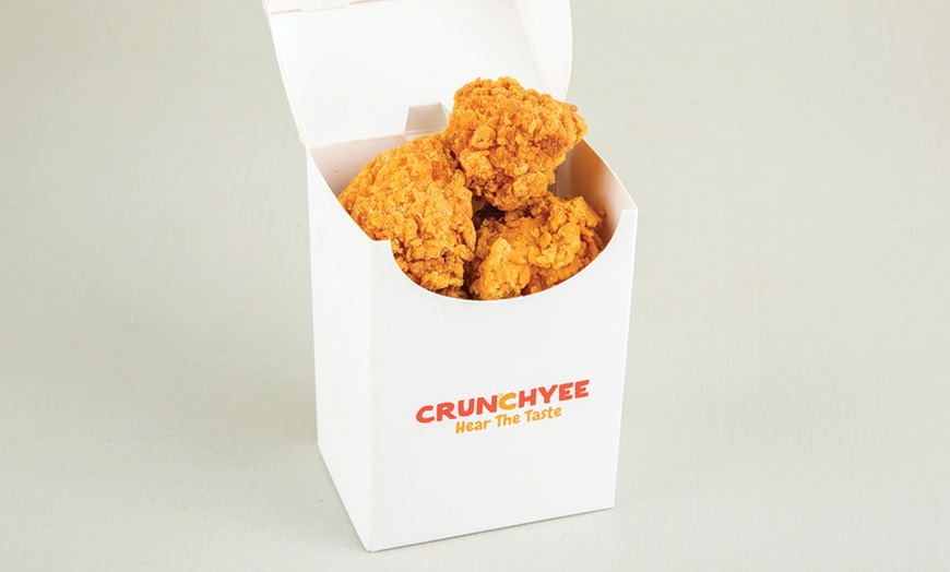 Image 7: 50,100 or 150 AED to Spend on crunchy chicken at  Crunchyee