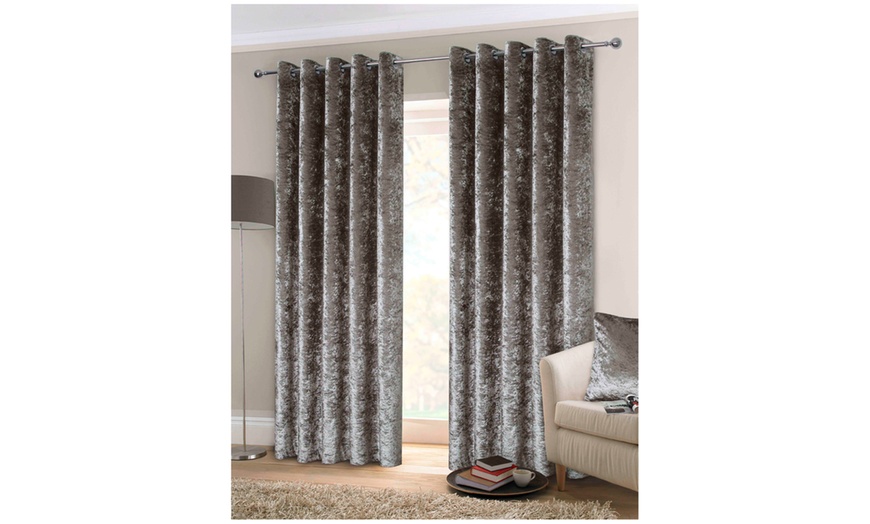 Image 5: Crushed Velvet-Lined Curtains