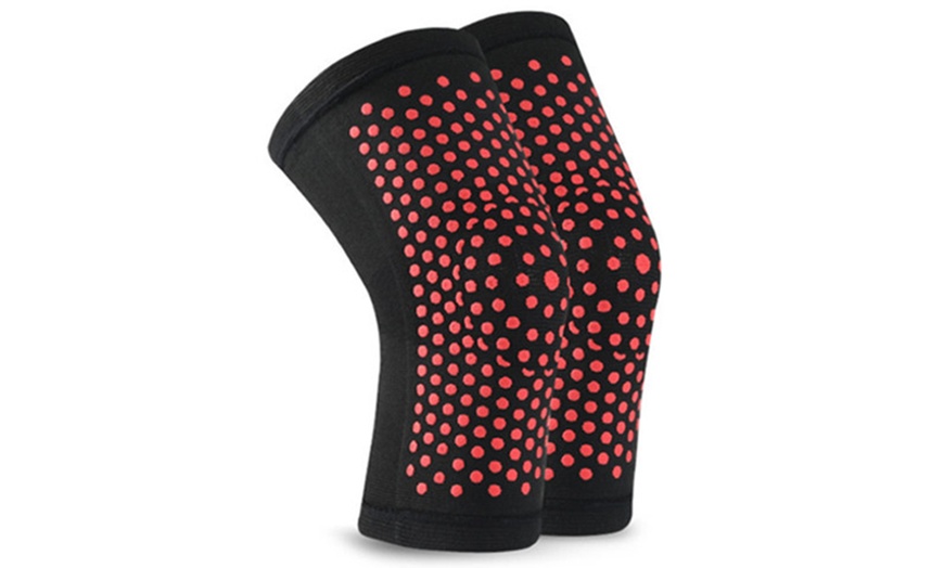 Image 4: Pair of Compression Self-Heating Knee Warmers