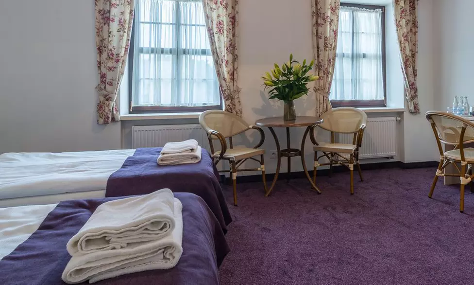 Dolnośląskie: pokój standard z wyżywieniem