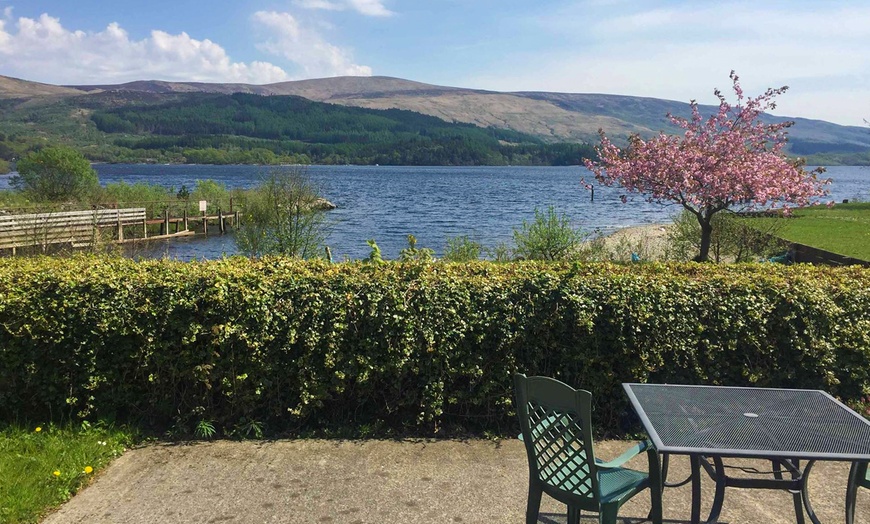 Image 7: 4* Loch Lomond Stay