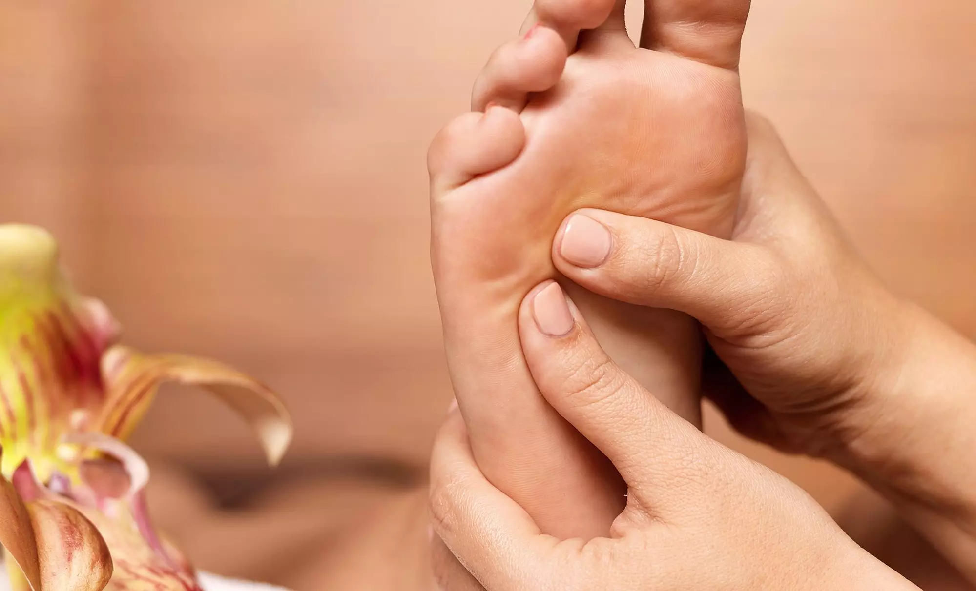 14% Off Massage - Reflexology - Foot - Second Medium