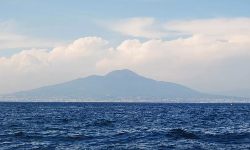 Image 10: Napoli: 1 o 2 notti in Suite Deluxe, colazione, aperitivo di benvenuto