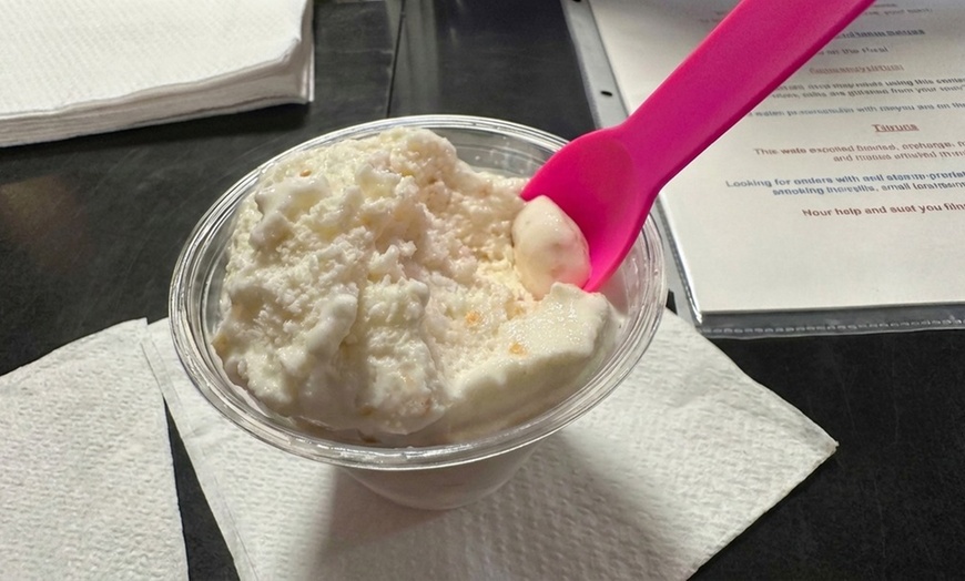 Image 11: Your Choice of 1, 2 or 4 Combos & Ice Creams for 1, 2 or 4 People