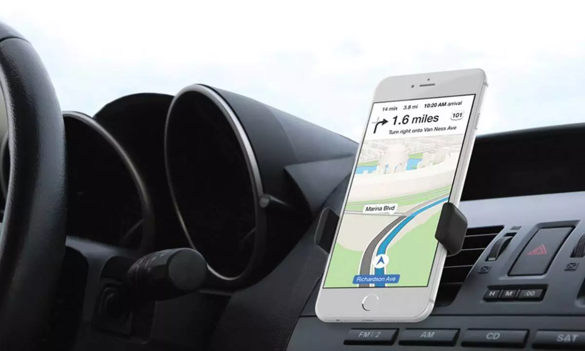 Drehbare Smartphone-Halterung in Schwarz für Auto-Lüftungsgitter - Primary Image