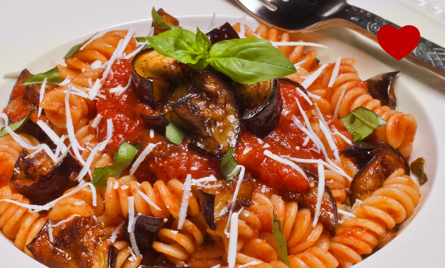 Image 4: Discover the Deliciousness of Italian Cuisine:Pizza, Pasta for 2 or 4