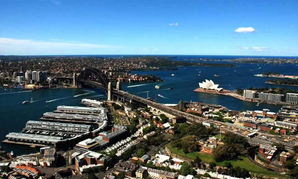 Take the Skies: 30-Min Private Helicopter Flight Over Sydney Harbour