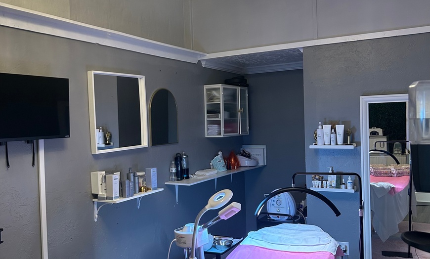 Image 5: Unveil a New You: Special Pricing on Botox and Juvederm!