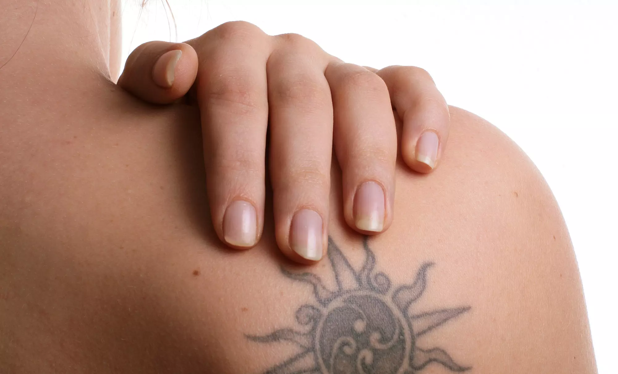 DeTatt at Real Health Medical Center offers 3 tattoo removal sessions for up to 9 square inches with up to 81% off - Primary Image