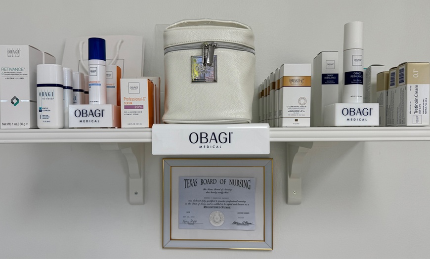 Image 7: Rejuvenate Your Look with 20 or 40 Units of Juveau