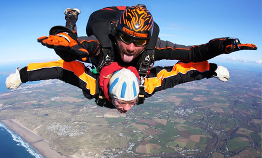 Image 1: Parachuting On Cornish Coast