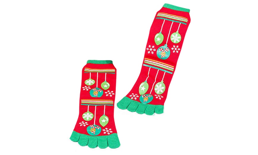 Image 5: Women's Christmas Cotton Socks