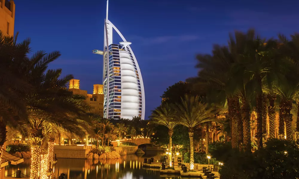 ✈ 6-Night Dubai & Doha Trip w/ Air from Pacific Holidays