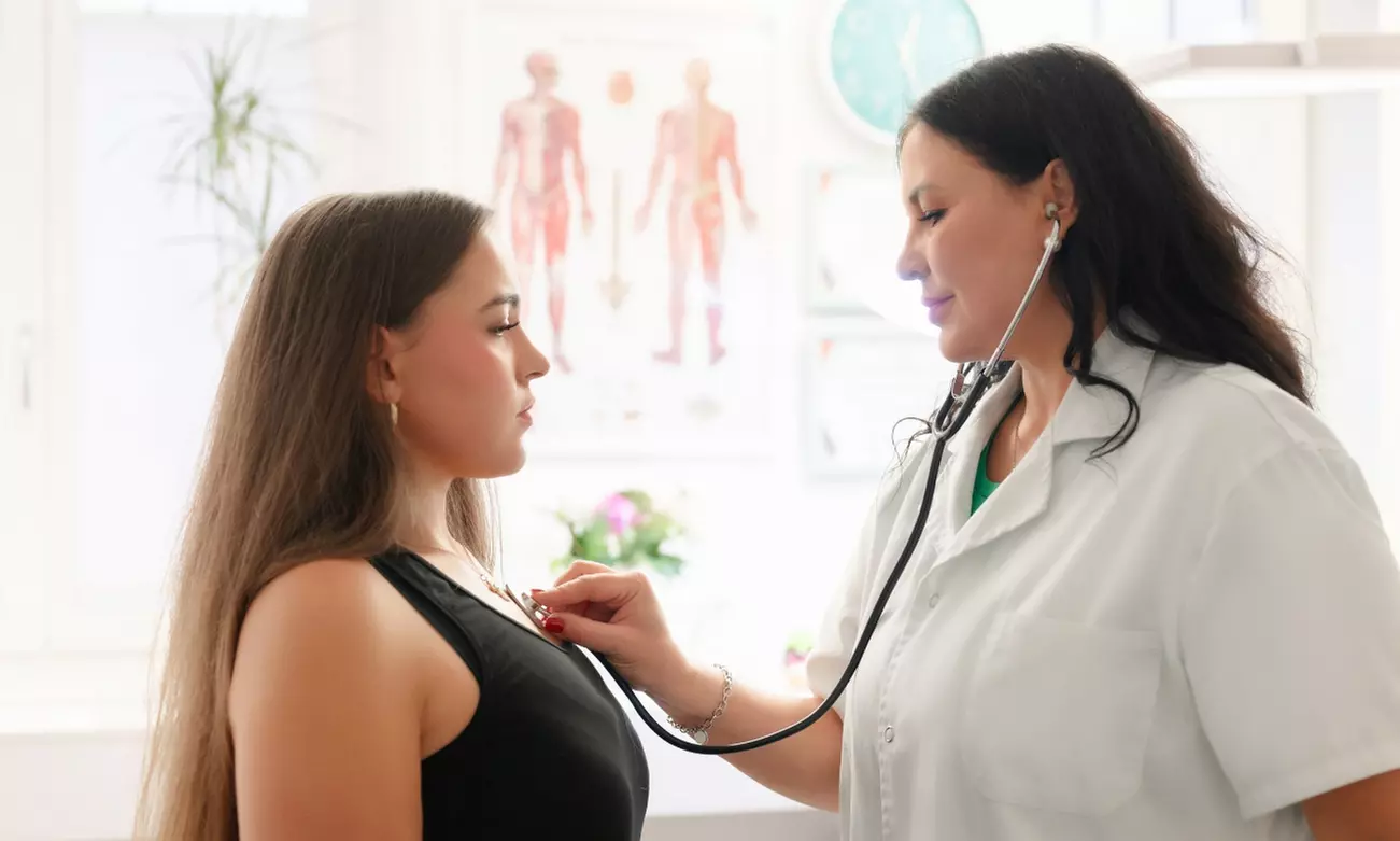 Hautverjüngende Behandlung mit Infrarot-Lichttherapie für 1 Person