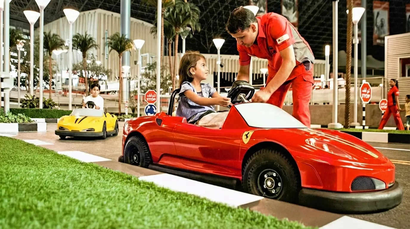 Flexible Yas Island Theme Park Access