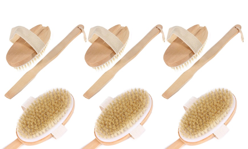 Image 9: Exfoliating Body Brush