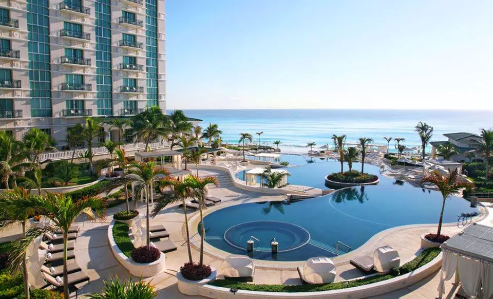 4-, 6- or 7-Night All-Inclusive Cancún Trip with Airfare from Vacation Express. Price/Person Based on Double Occupancy﻿ - Primary Image