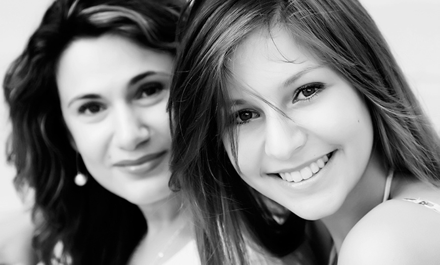 Image 1: Mother and Daughter Photoshoot