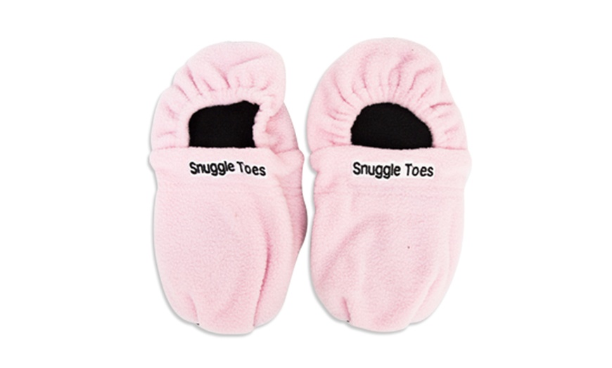 Image 4: Microwave-Heatable Slippers